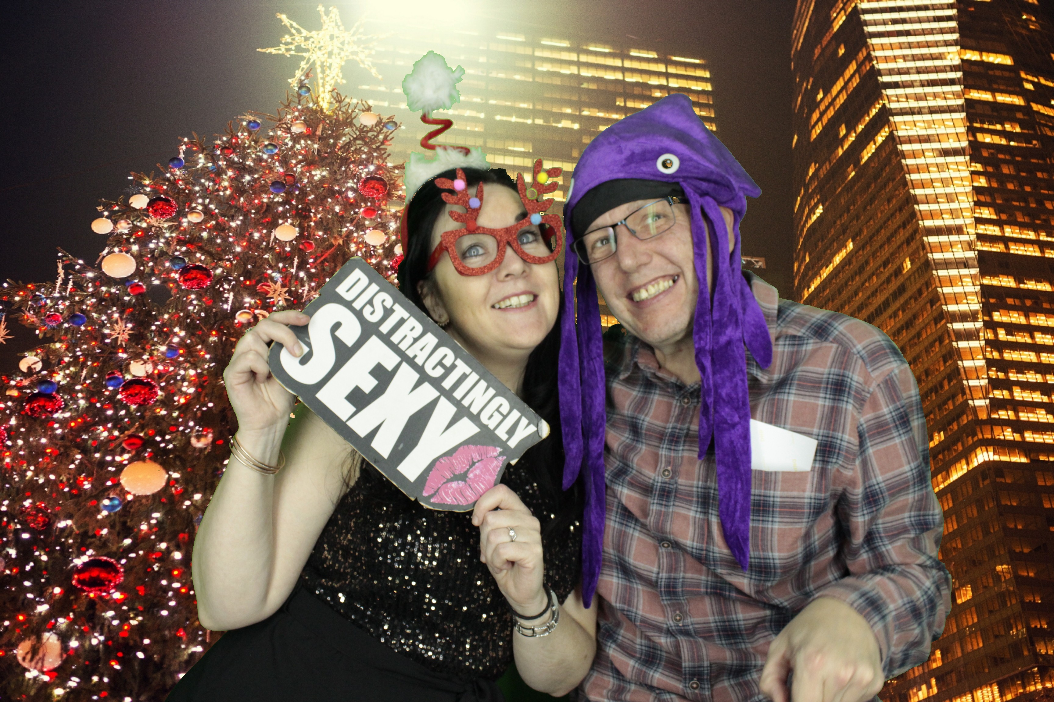 Ocean Network Express Christmas Party 2019 | View more photos from the event at gallery.myphotoboothexperience.co.uk/u/MyPhotoBoothExperienceLtd/Ocean-Network-Express-Christmas-Party-2019